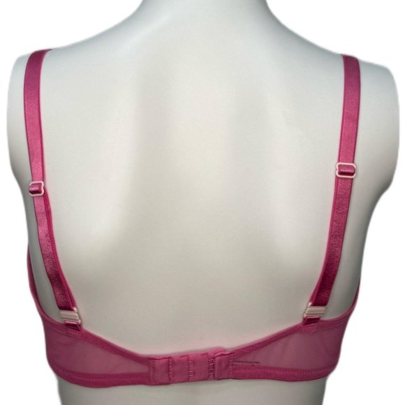 Victoria Secrets Pink Lace - Picture 4 of 5